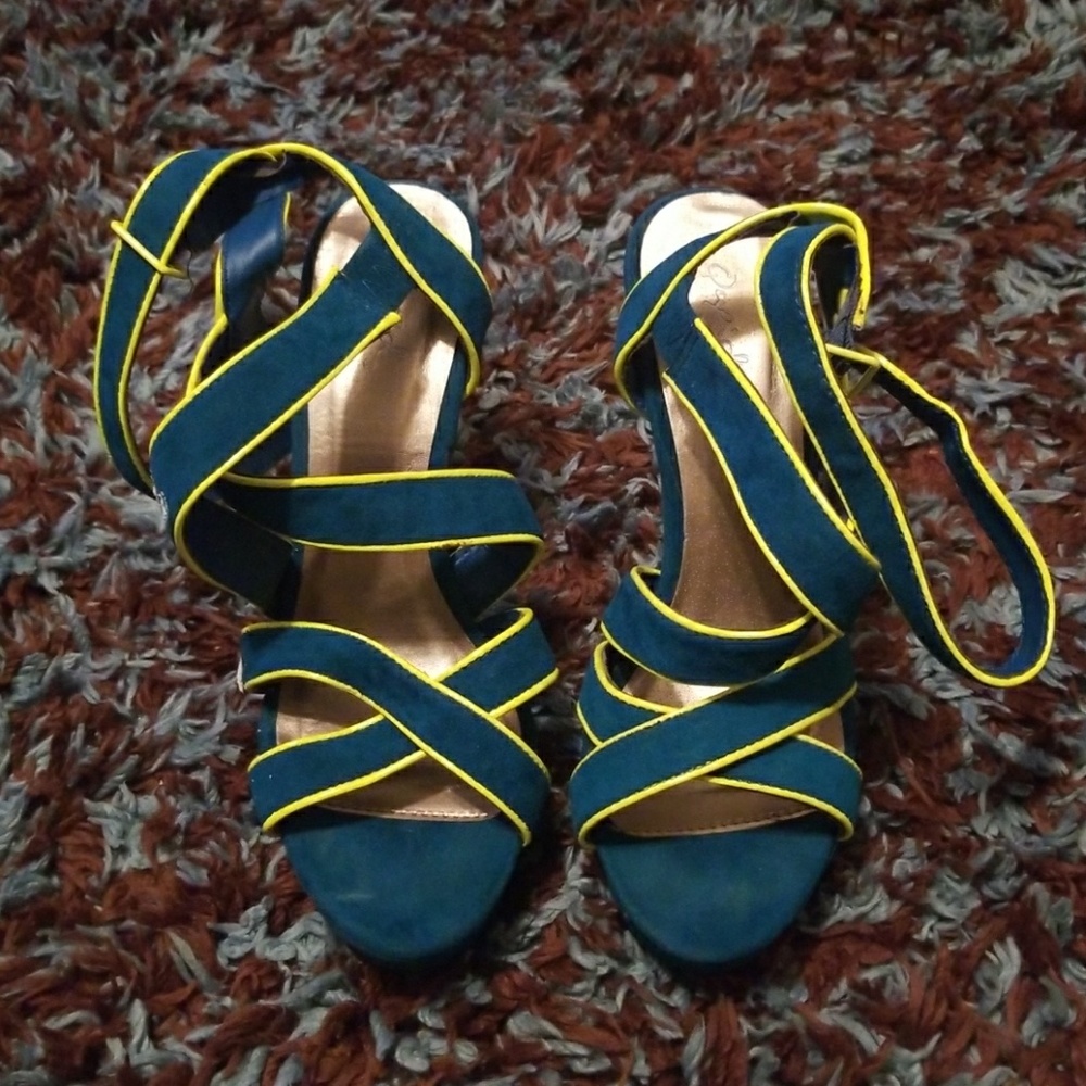 Heeled sandals